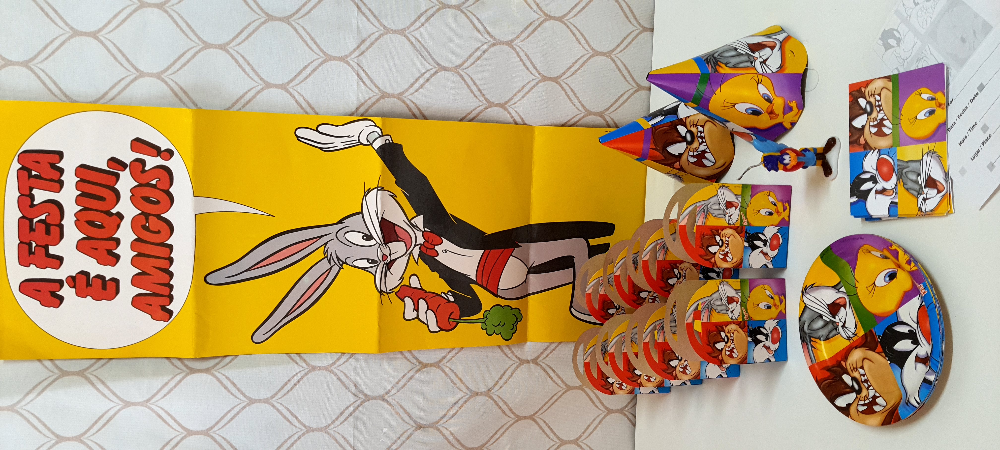 KIT LOONEY TUNES vela 3d papalguas